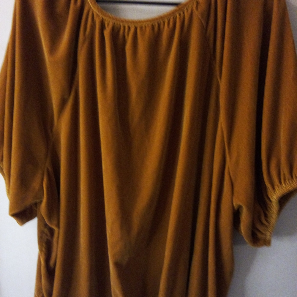 Old Navy, Women's, Quarter Sleeve, V-Neck Shirt, Size (XXL) - Picture 5 of 6